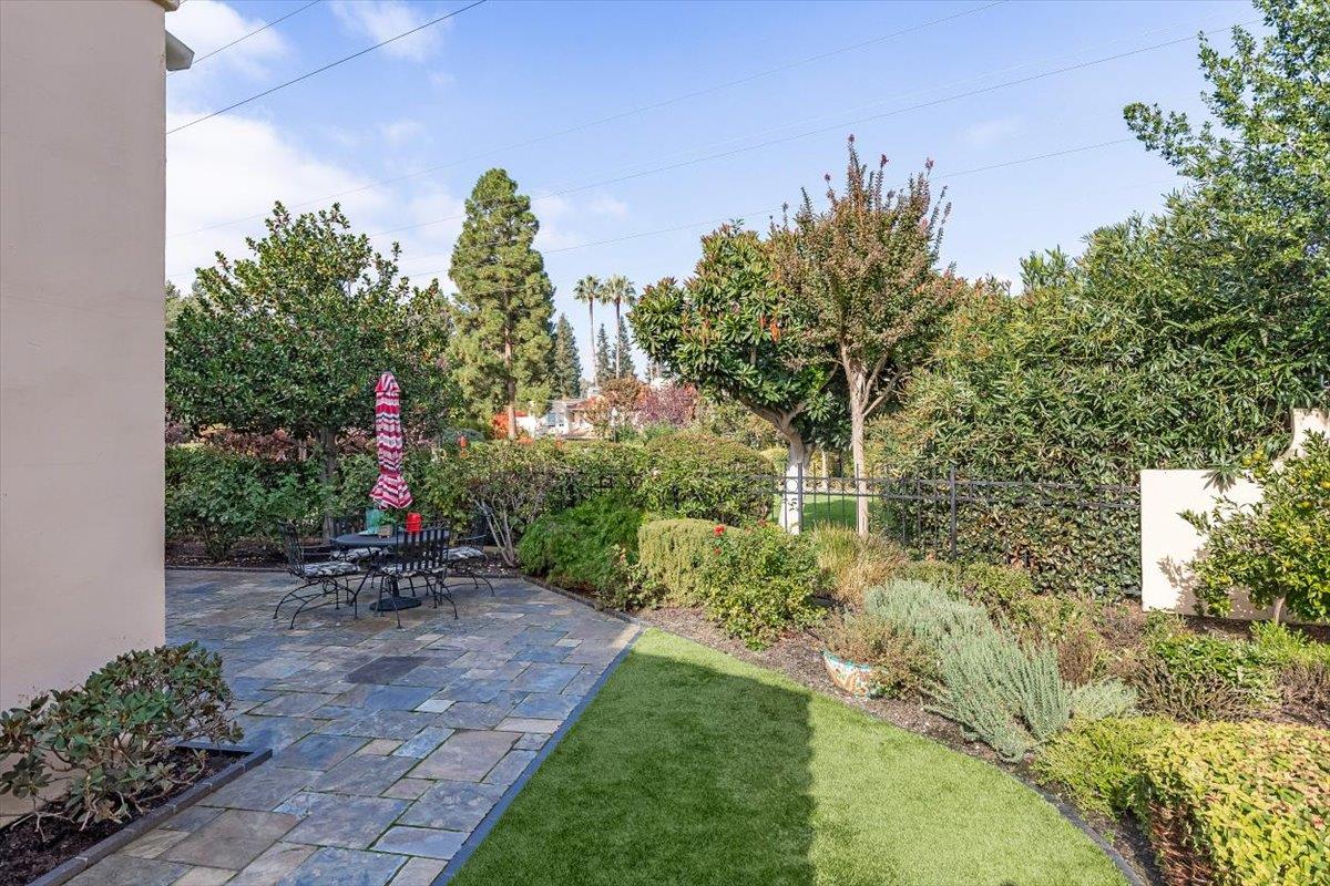 Detail Gallery Image 30 of 49 For 1190 Maria Privada, Mountain View,  CA 94040 - 4 Beds | 2/1 Baths