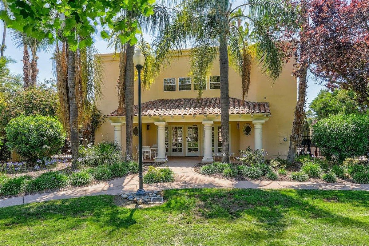 Detail Gallery Image 37 of 49 For 1190 Maria Privada, Mountain View,  CA 94040 - 4 Beds | 2/1 Baths