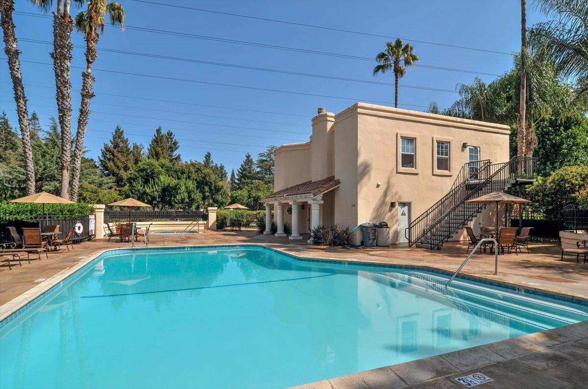 Detail Gallery Image 46 of 49 For 1190 Maria Privada, Mountain View,  CA 94040 - 4 Beds | 2/1 Baths