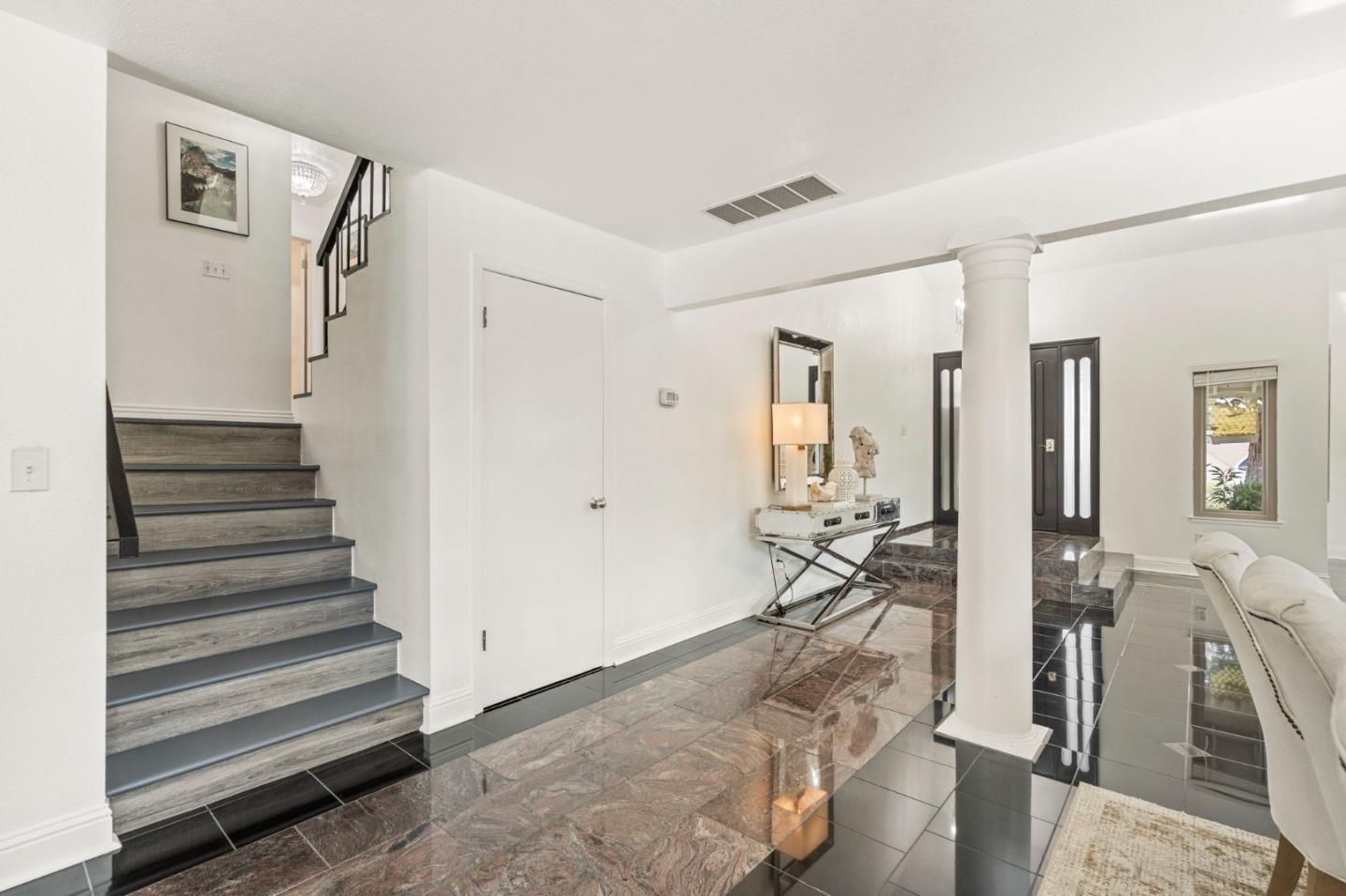 Detail Gallery Image 15 of 50 For 3 Saint Louis Ln, Pleasant Hill,  CA 94523 - 4 Beds | 2/1 Baths