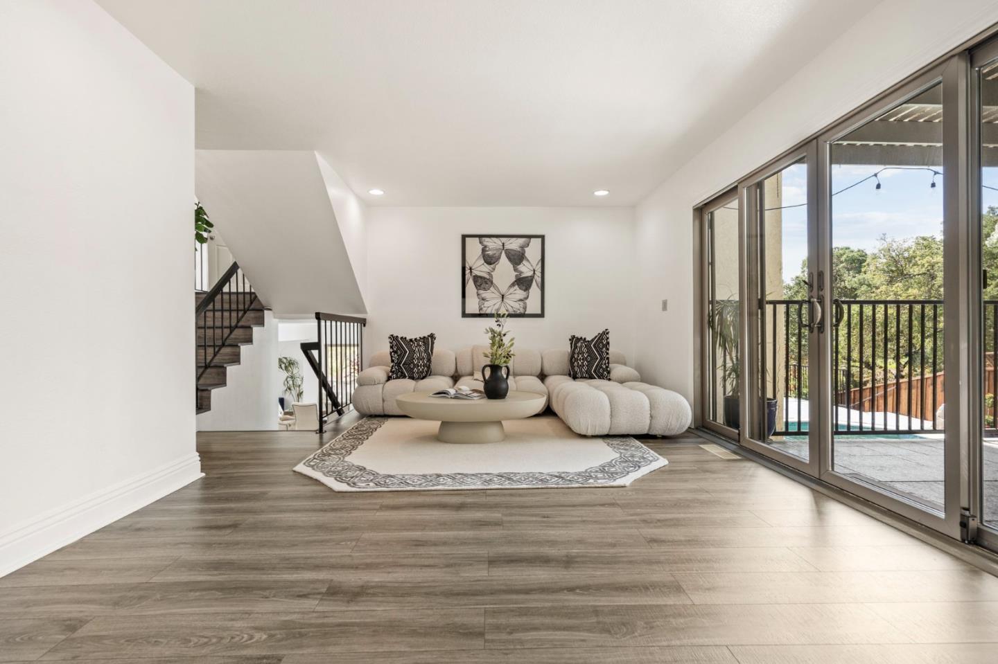 Detail Gallery Image 17 of 50 For 3 Saint Louis Ln, Pleasant Hill,  CA 94523 - 4 Beds | 2/1 Baths