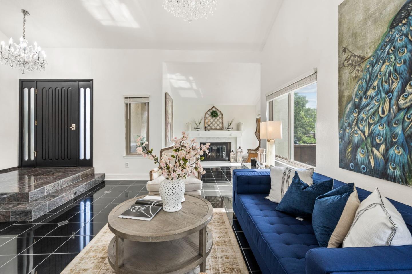 Detail Gallery Image 9 of 50 For 3 Saint Louis Ln, Pleasant Hill,  CA 94523 - 4 Beds | 2/1 Baths