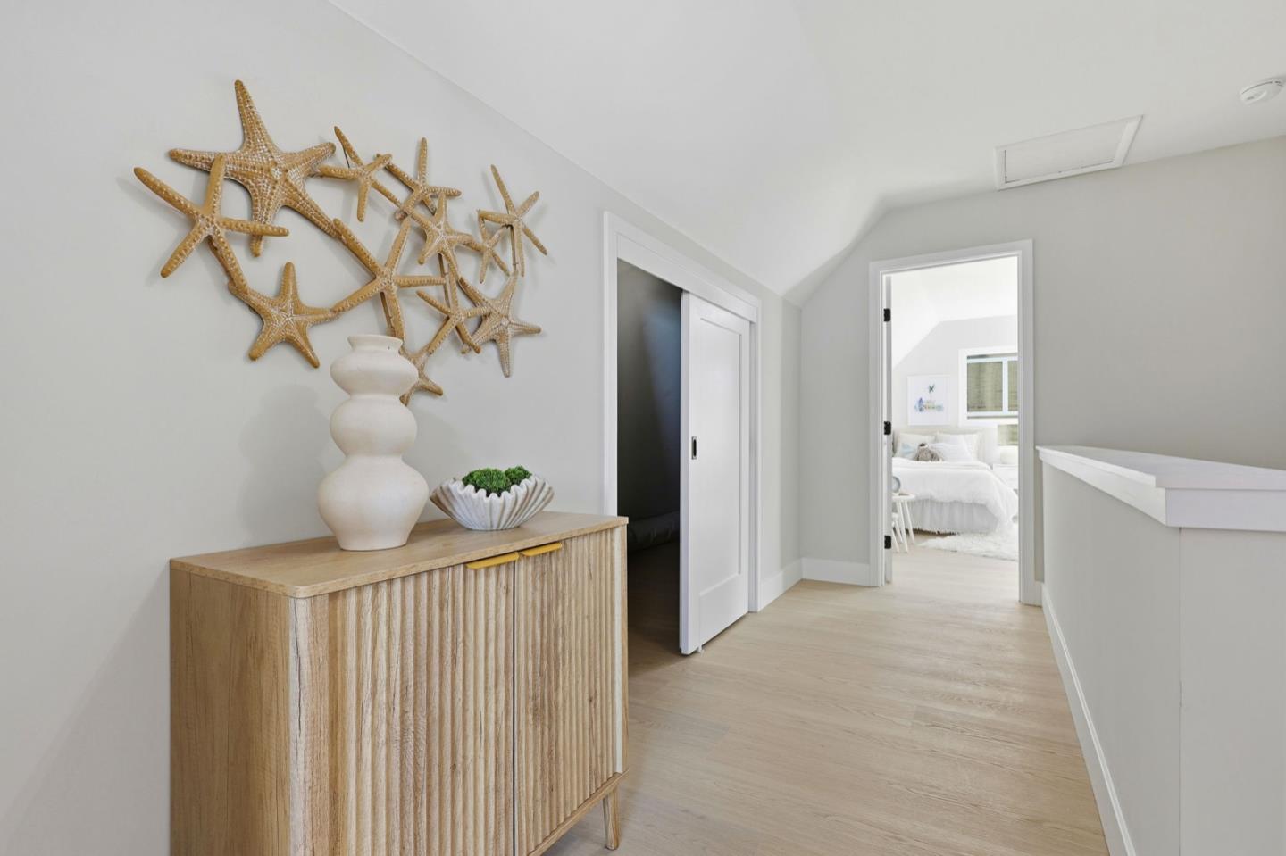 Detail Gallery Image 15 of 34 For 324 Glencourt Way, Pacifica,  CA 94044 - 3 Beds | 2 Baths