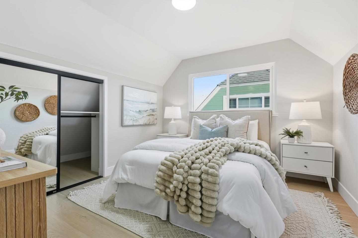 Detail Gallery Image 18 of 34 For 324 Glencourt Way, Pacifica,  CA 94044 - 3 Beds | 2 Baths