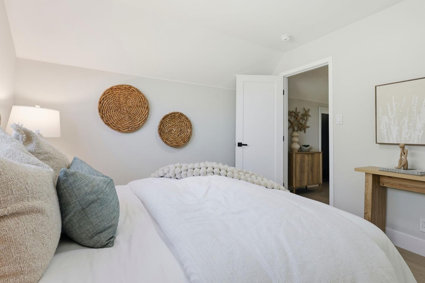 Detail Gallery Image 20 of 34 For 324 Glencourt Way, Pacifica,  CA 94044 - 3 Beds | 2 Baths