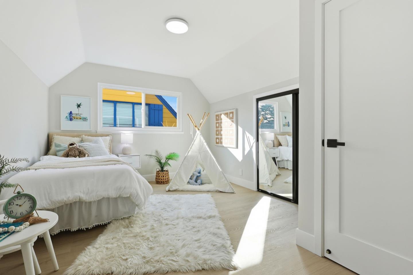 Detail Gallery Image 21 of 34 For 324 Glencourt Way, Pacifica,  CA 94044 - 3 Beds | 2 Baths