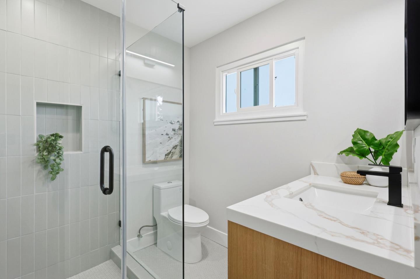 Detail Gallery Image 25 of 34 For 324 Glencourt Way, Pacifica,  CA 94044 - 3 Beds | 2 Baths