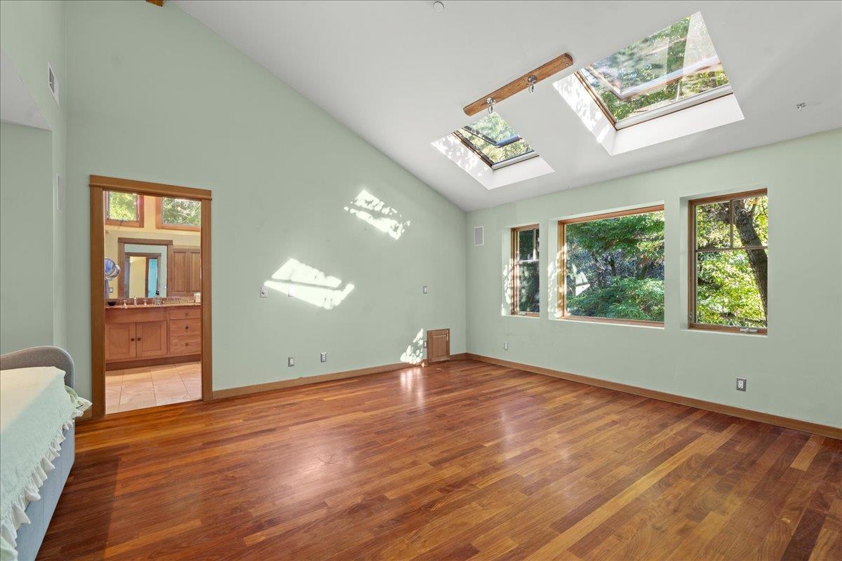 Detail Gallery Image 23 of 47 For 17710 Bear Creek Rd, Boulder Creek,  CA 95006 - 3 Beds | 2/1 Baths