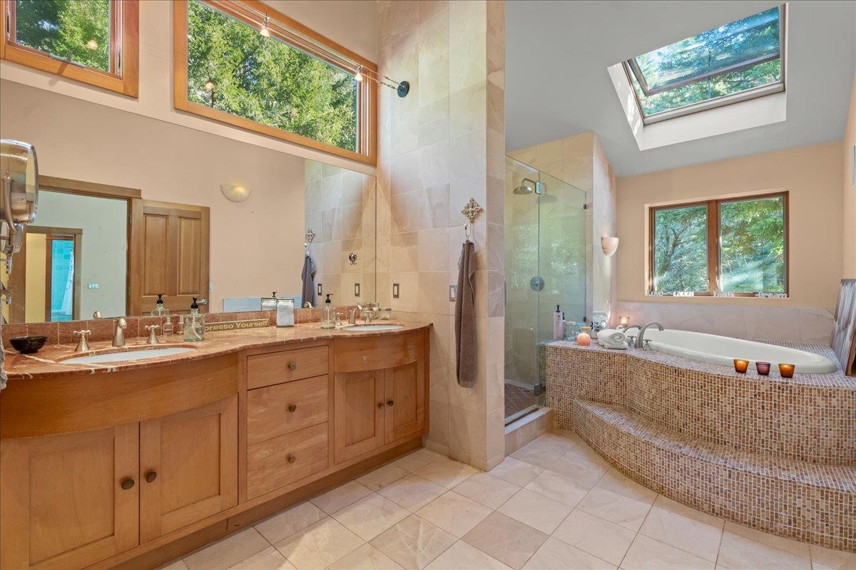 Detail Gallery Image 26 of 47 For 17710 Bear Creek Rd, Boulder Creek,  CA 95006 - 3 Beds | 2/1 Baths