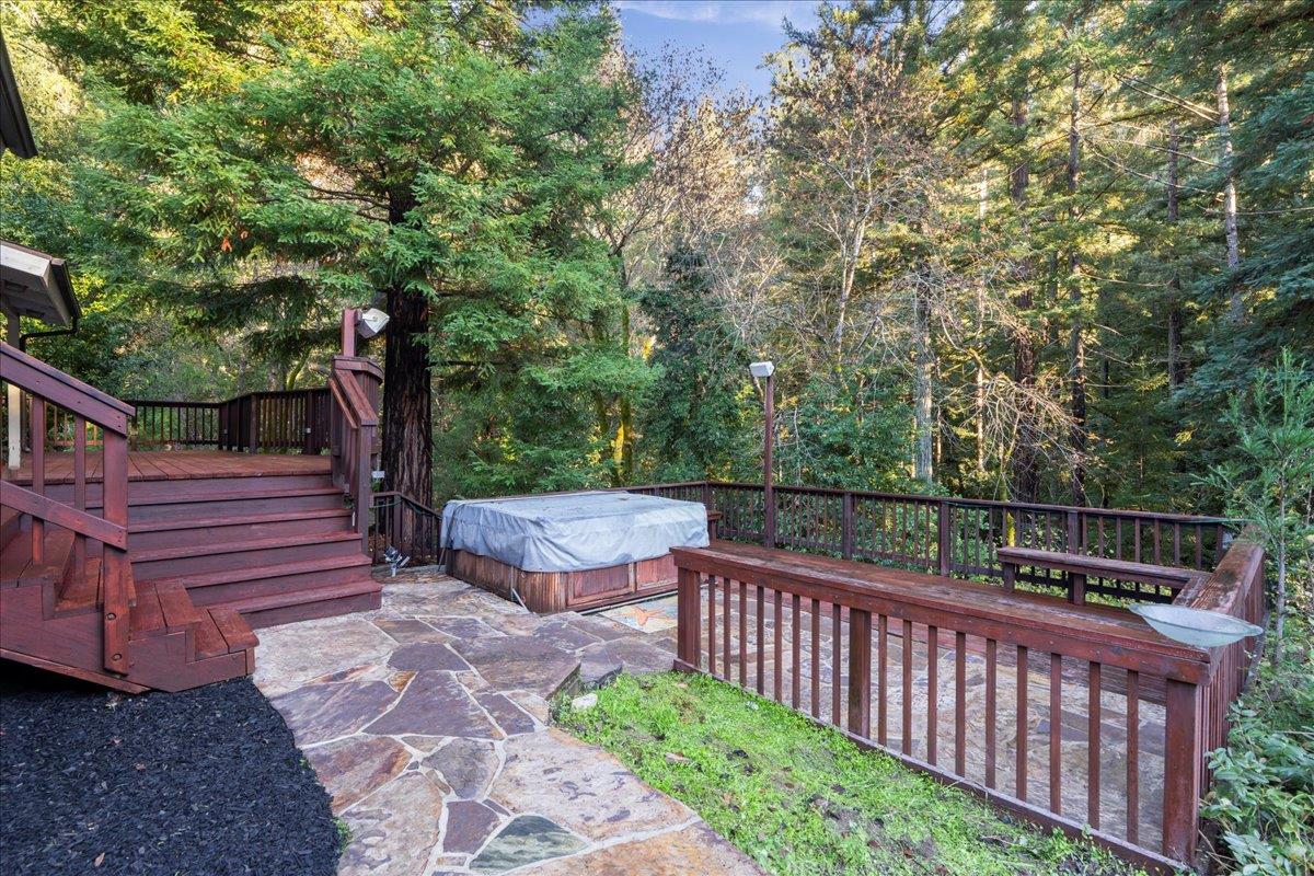 Detail Gallery Image 28 of 47 For 17710 Bear Creek Rd, Boulder Creek,  CA 95006 - 3 Beds | 2/1 Baths