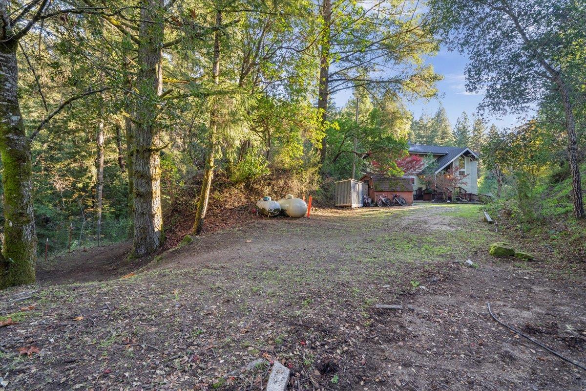 Detail Gallery Image 38 of 47 For 17710 Bear Creek Rd, Boulder Creek,  CA 95006 - 3 Beds | 2/1 Baths