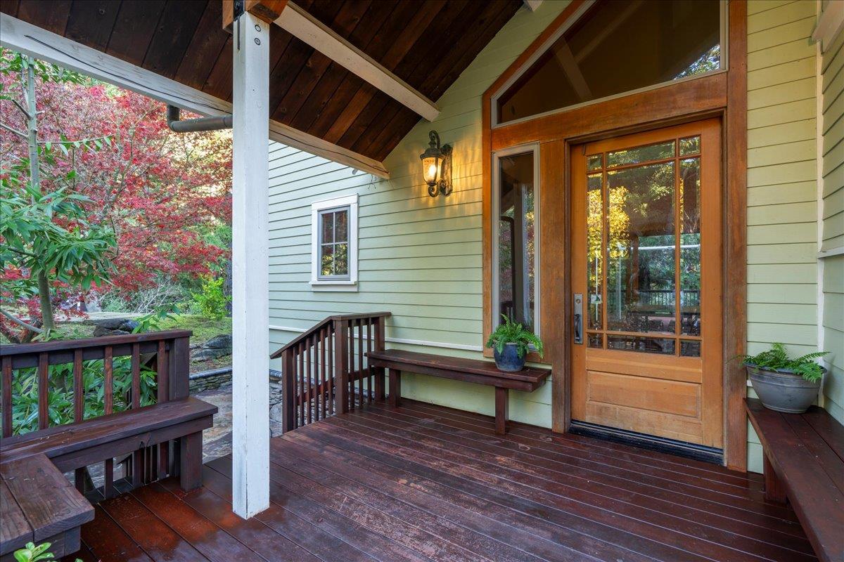 Detail Gallery Image 6 of 47 For 17710 Bear Creek Rd, Boulder Creek,  CA 95006 - 3 Beds | 2/1 Baths