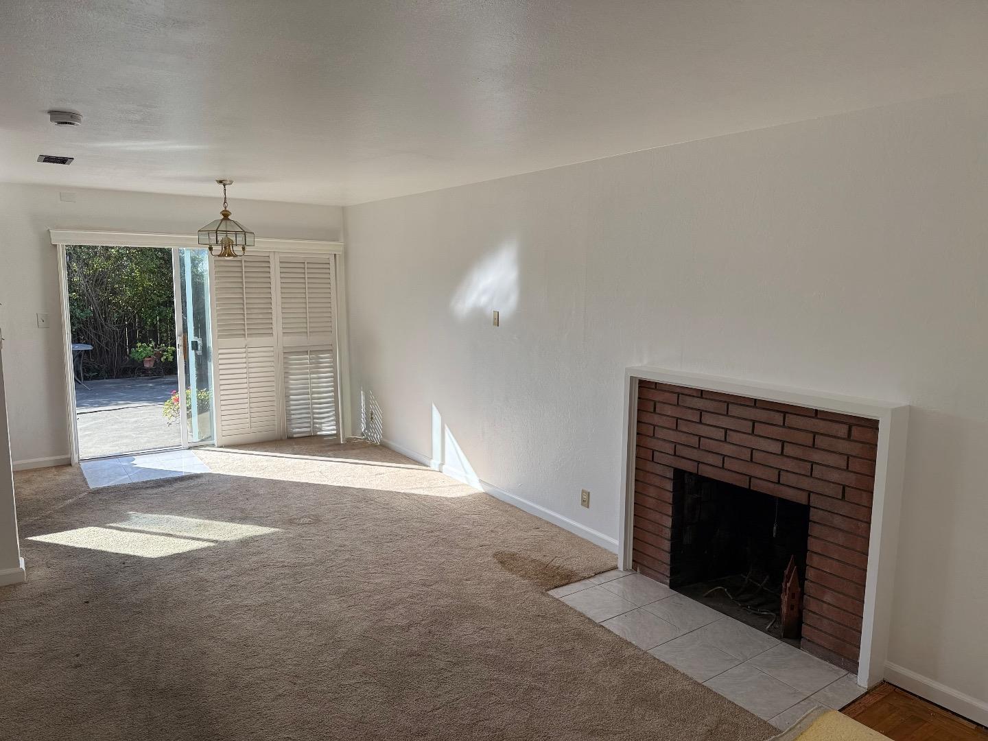 Detail Gallery Image 4 of 16 For 2637 Coit Dr, San Jose,  CA 95124 - 3 Beds | 2 Baths