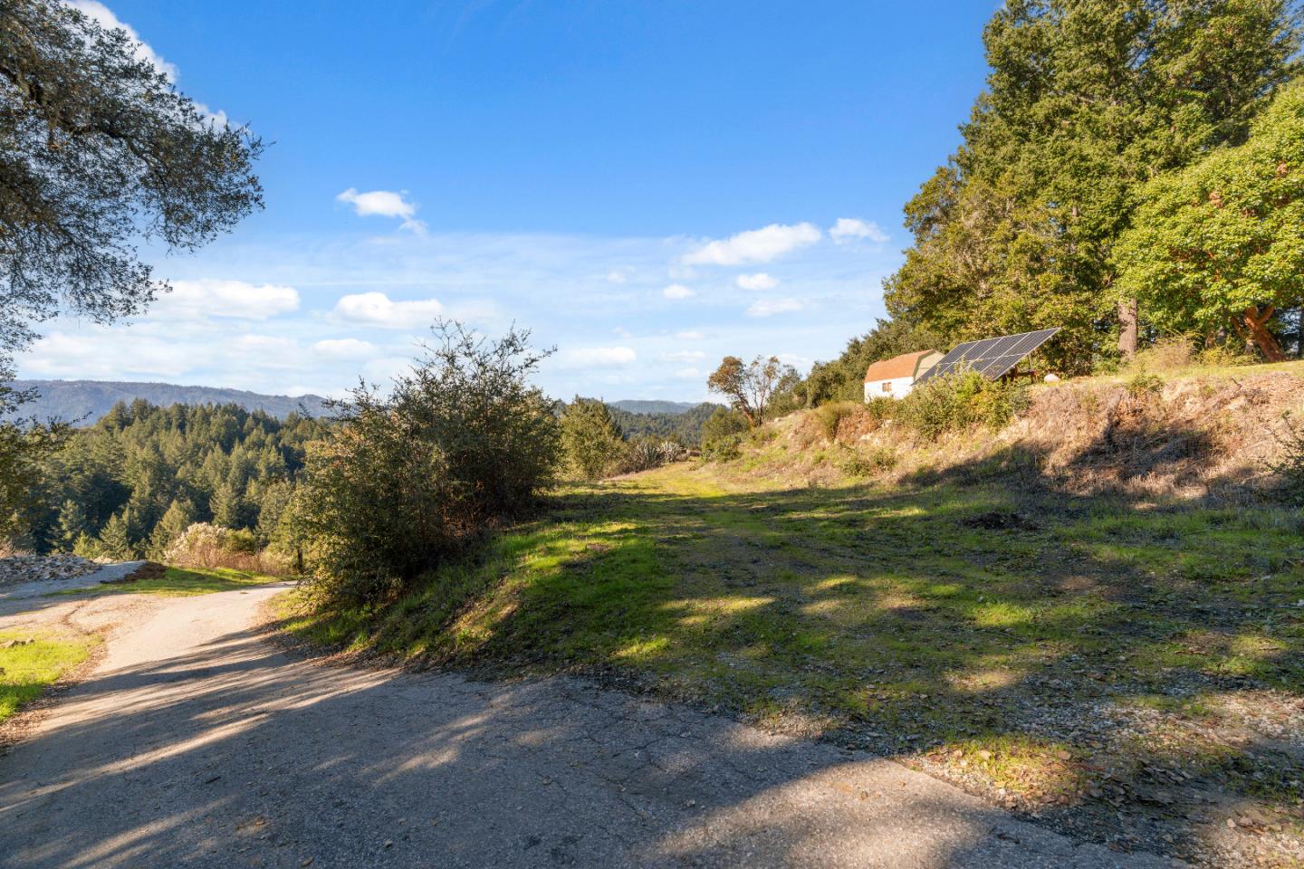 Detail Gallery Image 15 of 31 For 18060 Moonrise Rd, Boulder Creek,  CA 95006 - – Beds | – Baths