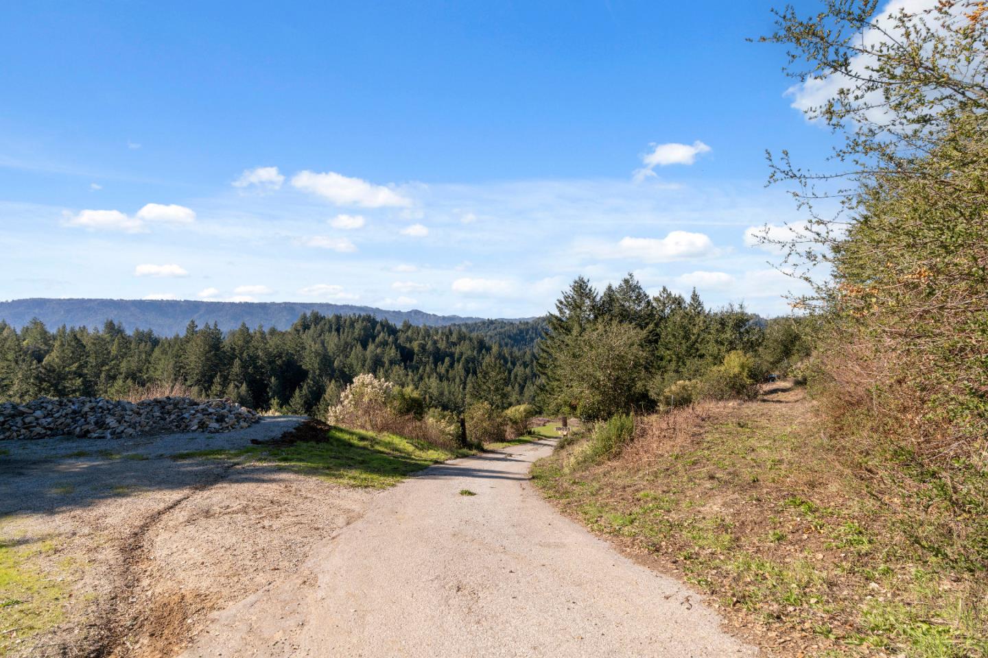 Detail Gallery Image 16 of 31 For 18060 Moonrise Rd, Boulder Creek,  CA 95006 - – Beds | – Baths