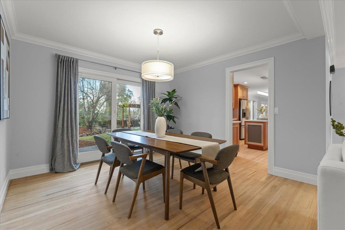 Detail Gallery Image 11 of 53 For 109 Belhaven Dr, Los Gatos,  CA 95032 - 4 Beds | 2/1 Baths