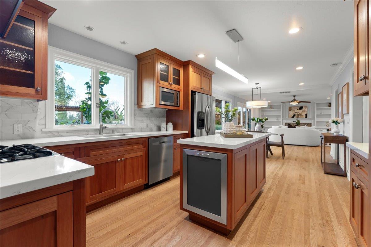 Detail Gallery Image 15 of 53 For 109 Belhaven Dr, Los Gatos,  CA 95032 - 4 Beds | 2/1 Baths