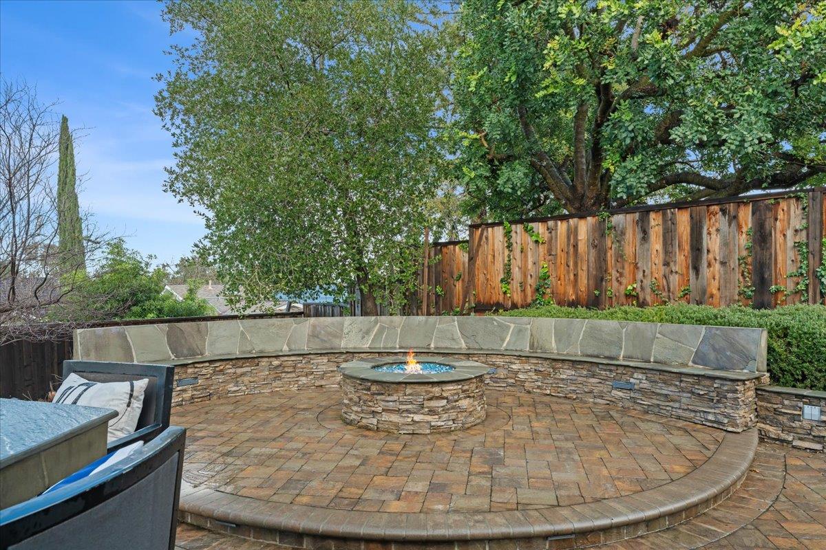 Detail Gallery Image 40 of 53 For 109 Belhaven Dr, Los Gatos,  CA 95032 - 4 Beds | 2/1 Baths