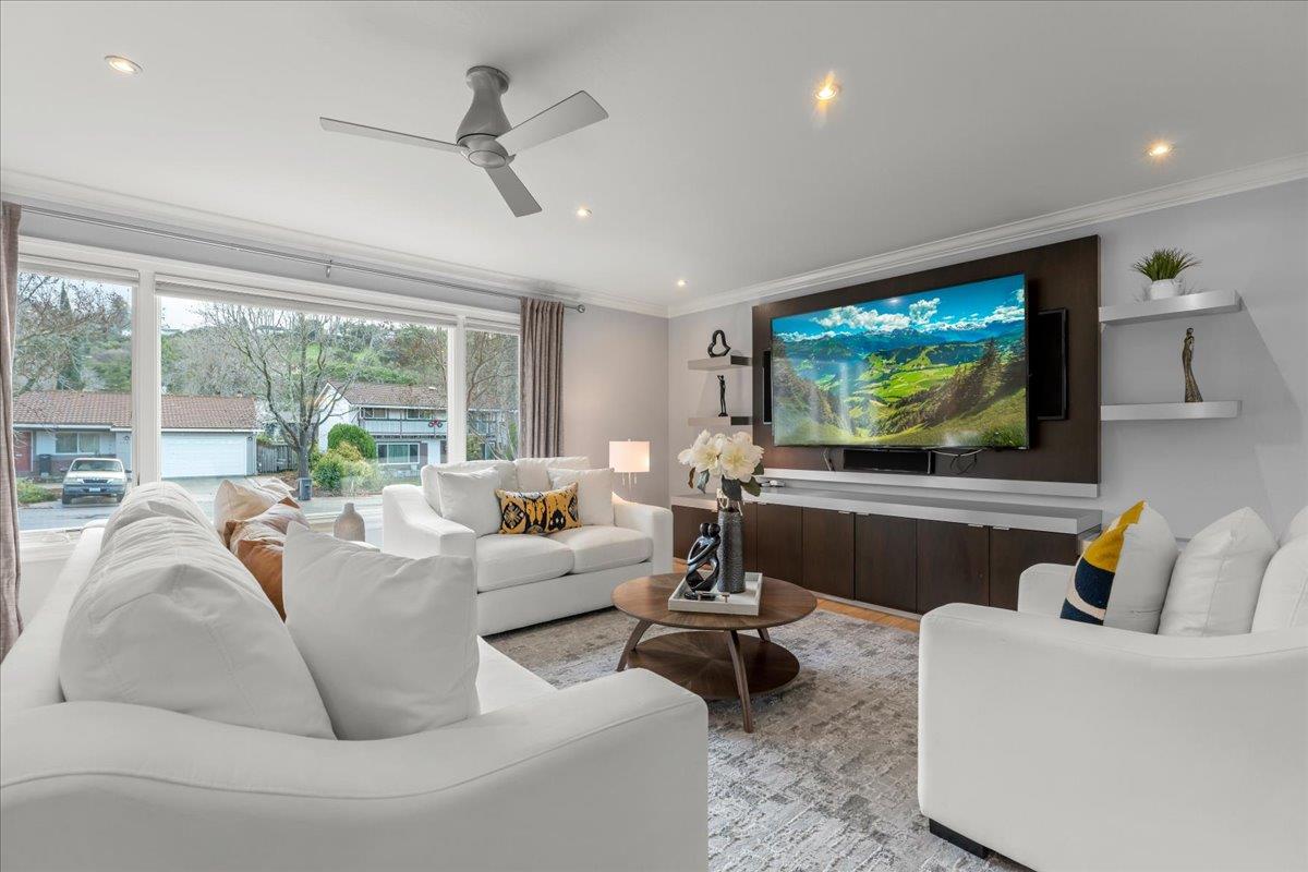 Detail Gallery Image 9 of 53 For 109 Belhaven Dr, Los Gatos,  CA 95032 - 4 Beds | 2/1 Baths