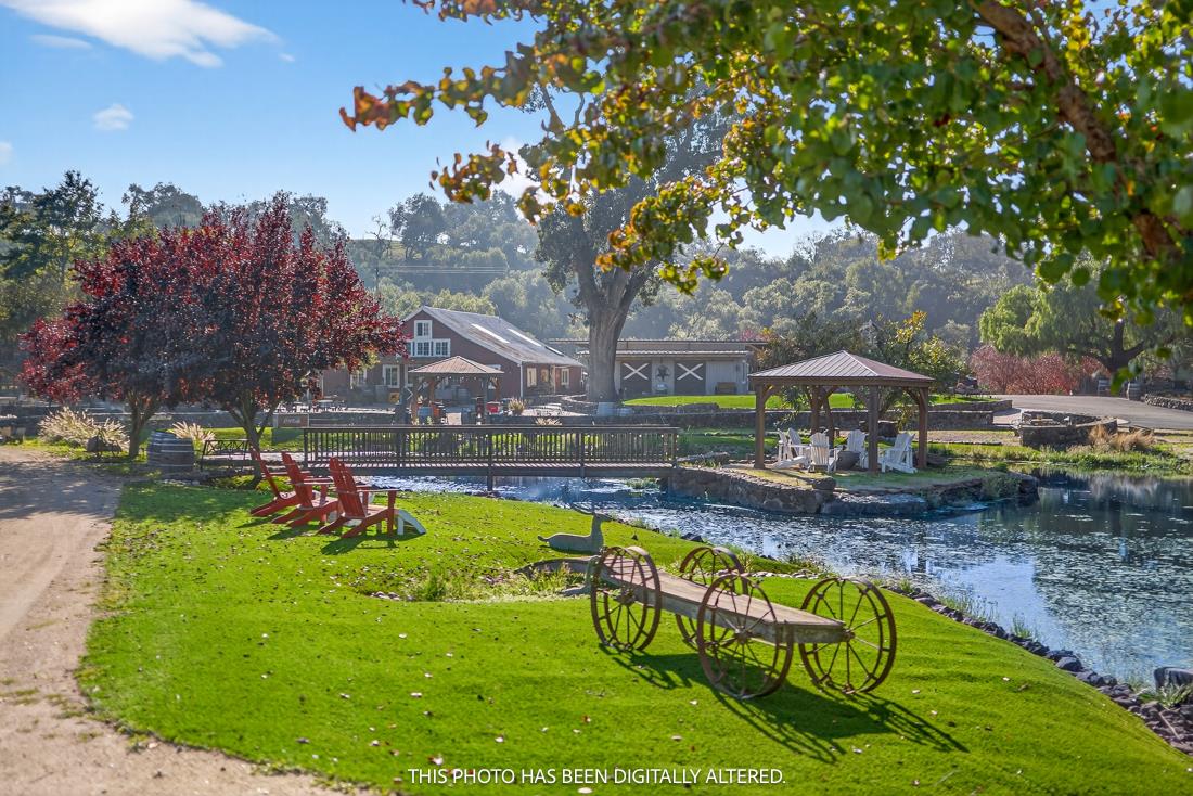 Detail Gallery Image 3 of 52 For 3970 Leavesley Rd, Gilroy,  CA 95020 - 7 Beds | 5/2 Baths