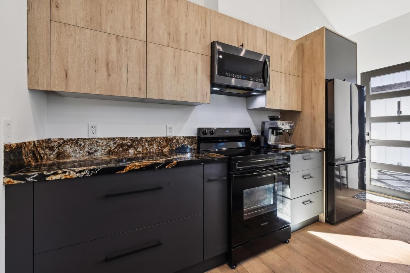 Detail Gallery Image 113 of 127 For 2018 Sand Hill Rd, Menlo Park,  CA 94025 - 5 Beds | 4/1 Baths