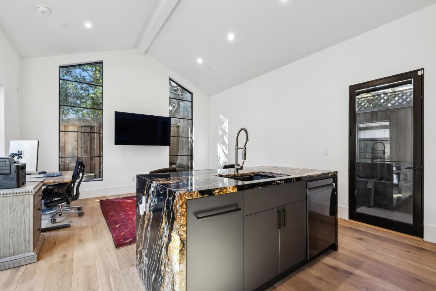 Detail Gallery Image 115 of 127 For 2018 Sand Hill Rd, Menlo Park,  CA 94025 - 5 Beds | 4/1 Baths