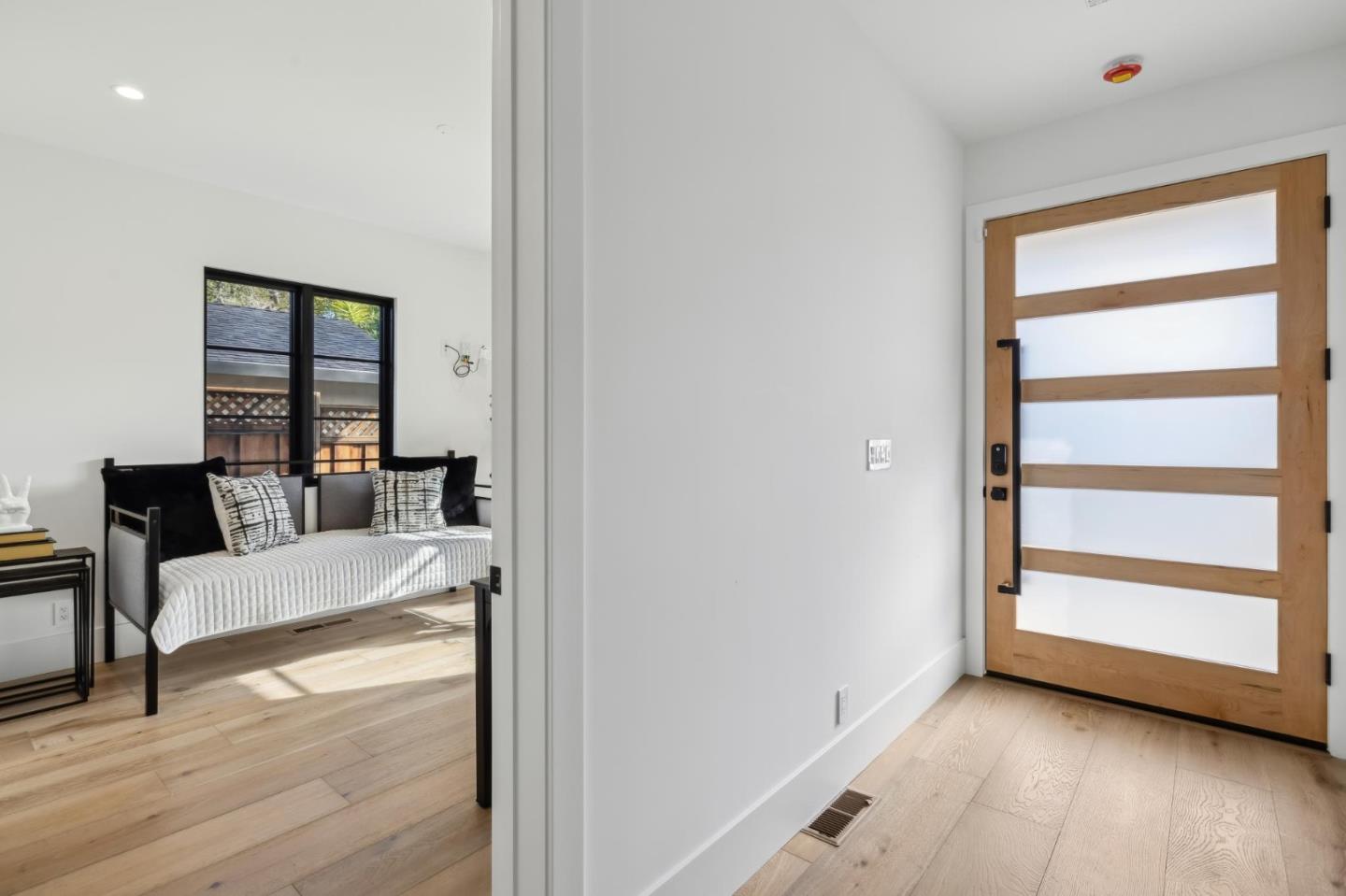 Detail Gallery Image 20 of 127 For 2018 Sand Hill Rd, Menlo Park,  CA 94025 - 5 Beds | 4/1 Baths