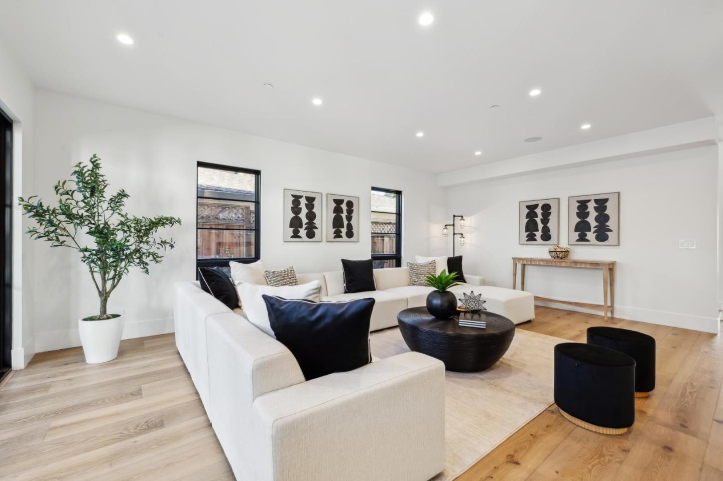 Detail Gallery Image 33 of 127 For 2018 Sand Hill Rd, Menlo Park,  CA 94025 - 5 Beds | 4/1 Baths