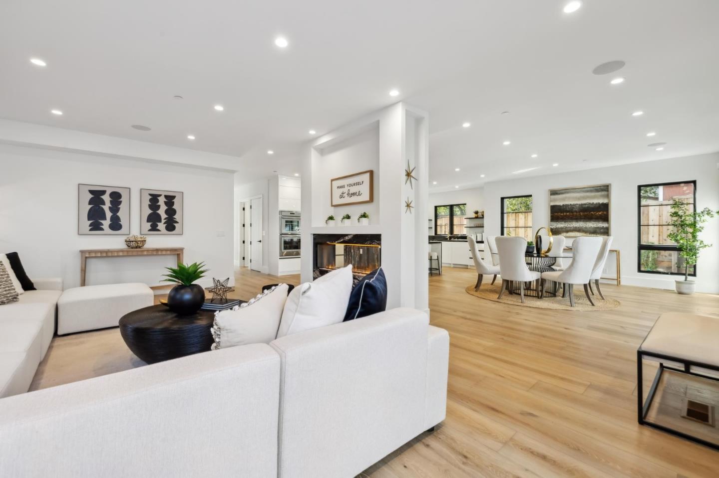 Detail Gallery Image 39 of 127 For 2018 Sand Hill Rd, Menlo Park,  CA 94025 - 5 Beds | 4/1 Baths