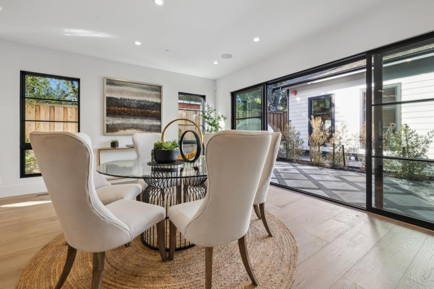 Detail Gallery Image 46 of 127 For 2018 Sand Hill Rd, Menlo Park,  CA 94025 - 5 Beds | 4/1 Baths