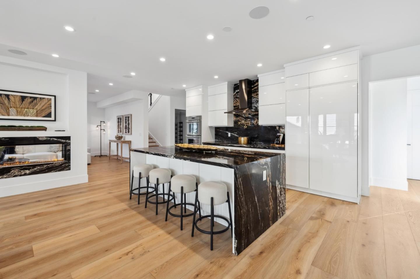 Detail Gallery Image 51 of 127 For 2018 Sand Hill Rd, Menlo Park,  CA 94025 - 5 Beds | 4/1 Baths