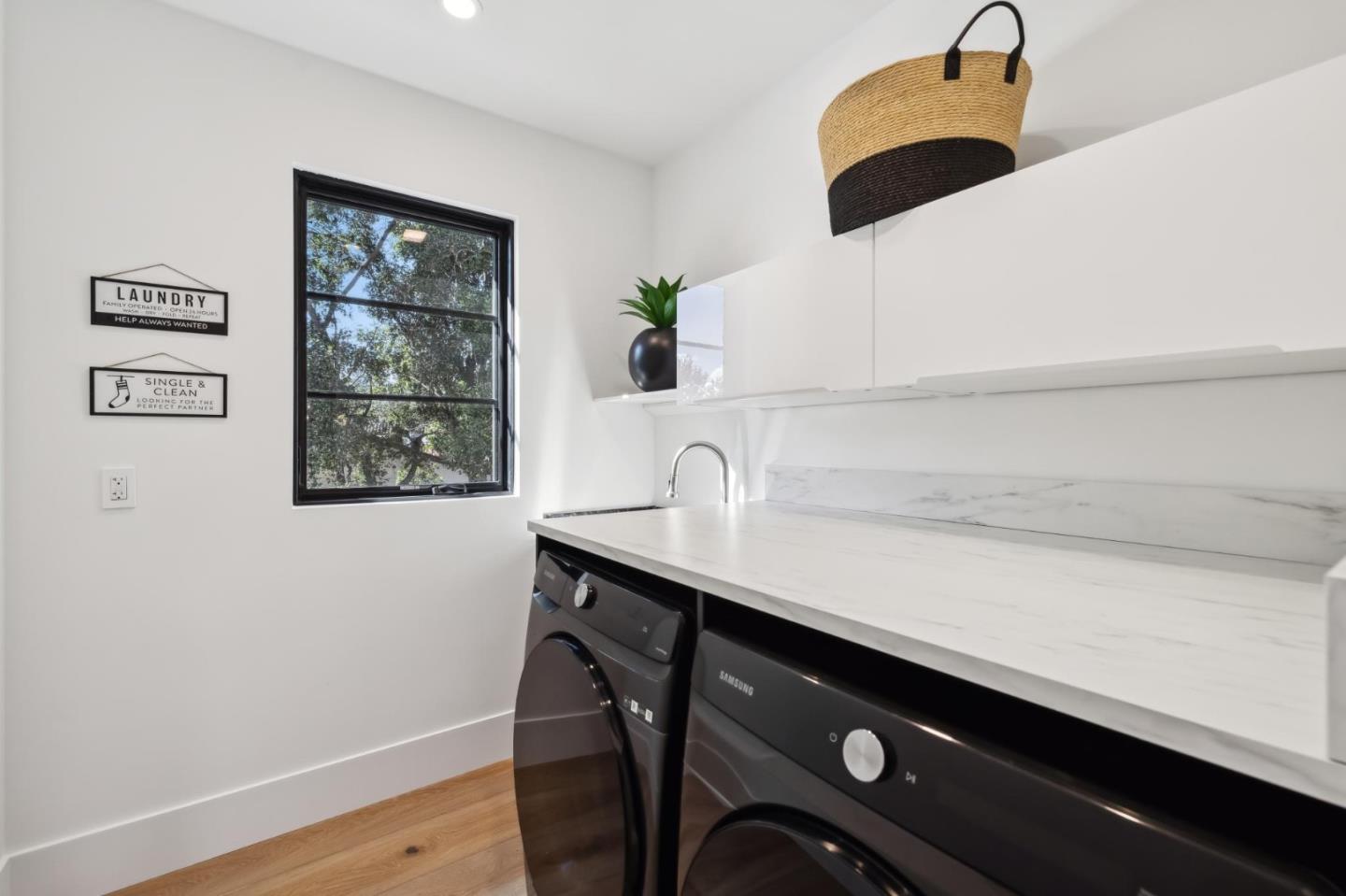 Detail Gallery Image 97 of 127 For 2018 Sand Hill Rd, Menlo Park,  CA 94025 - 5 Beds | 4/1 Baths