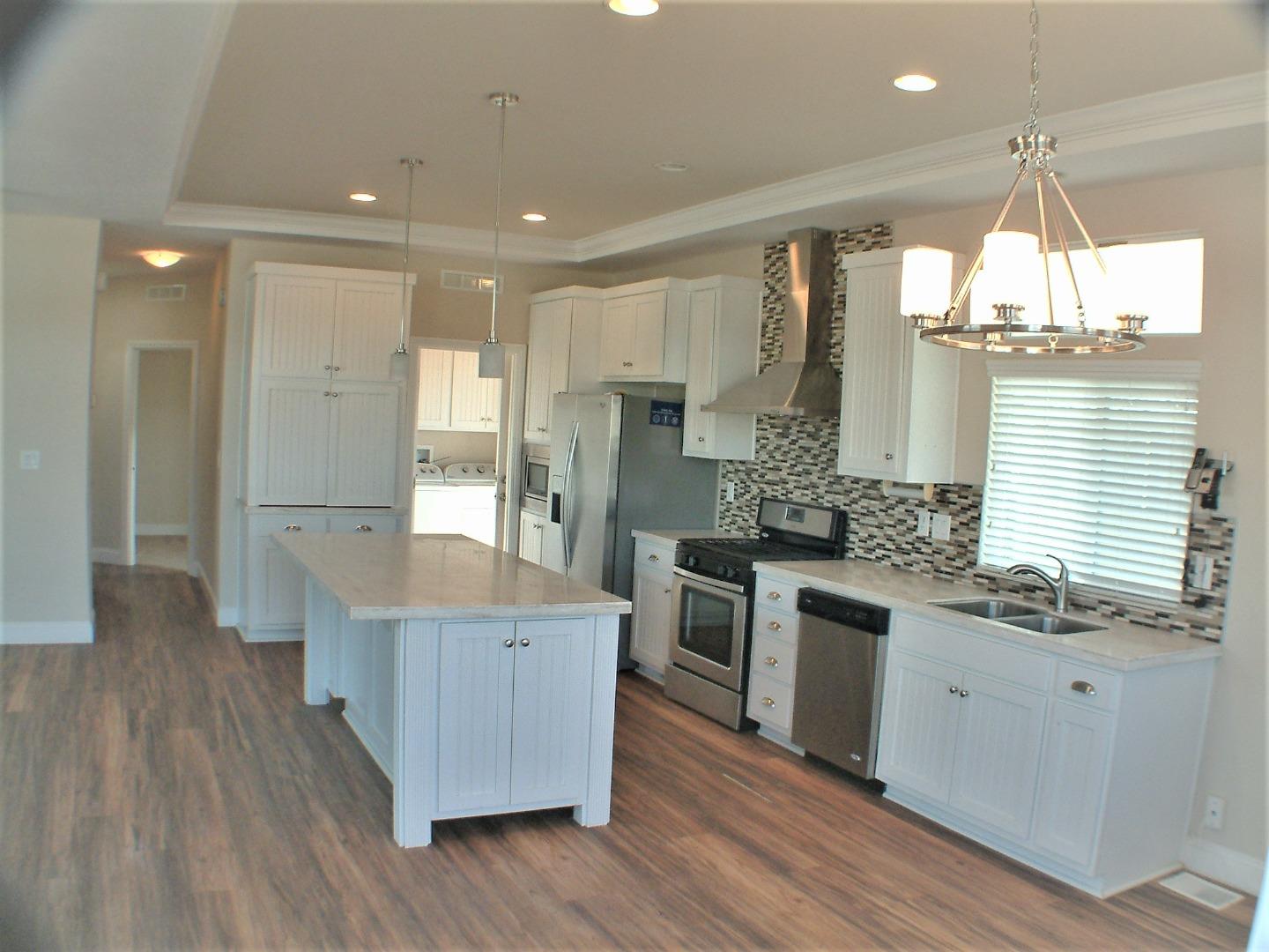 Detail Gallery Image 3 of 25 For 3300 Narvaez Ave #175,  San Jose,  CA 95136 - 3 Beds | 2 Baths