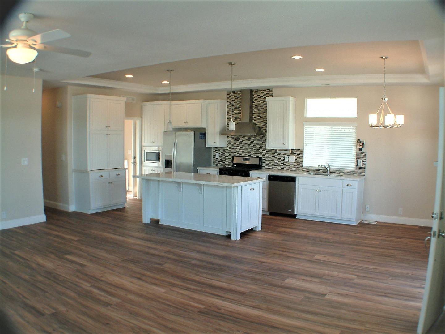 Detail Gallery Image 4 of 25 For 3300 Narvaez Ave #175,  San Jose,  CA 95136 - 3 Beds | 2 Baths