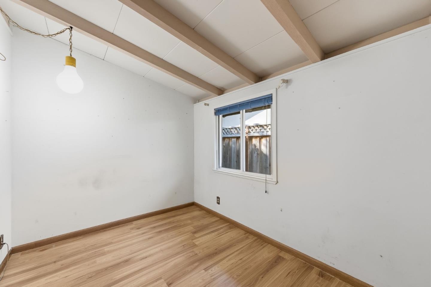 Detail Gallery Image 10 of 14 For 1063 Lakebird Dr, Sunnyvale,  CA 94089 - 3 Beds | 2 Baths