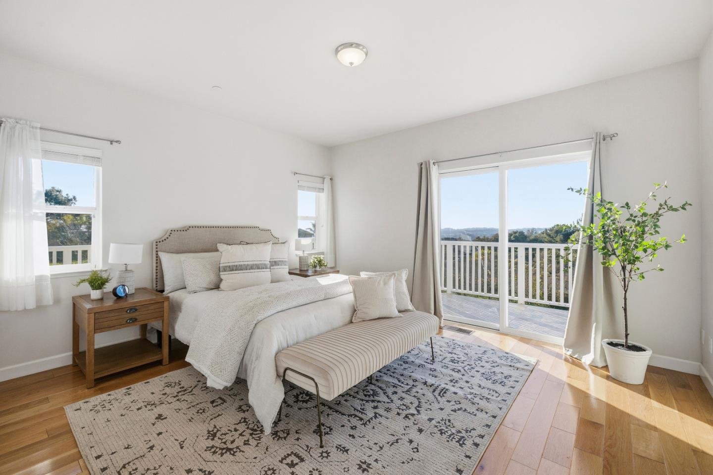 Detail Gallery Image 16 of 59 For 206 Gaffey Rd, Watsonville,  CA 95076 - 5 Beds | 3 Baths