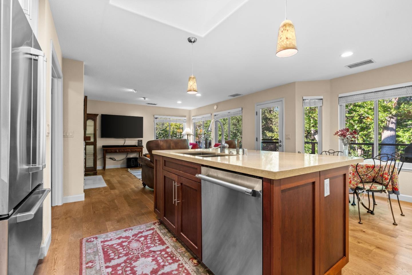 Detail Gallery Image 16 of 46 For 7931 Caledonia Dr, San Jose,  CA 95135 - 2 Beds | 2 Baths