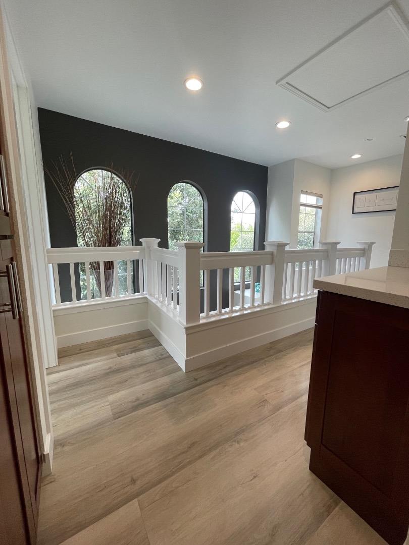 Detail Gallery Image 24 of 48 For 1 Passage Ln, Redwood City,  CA 94065 - 3 Beds | 2/1 Baths