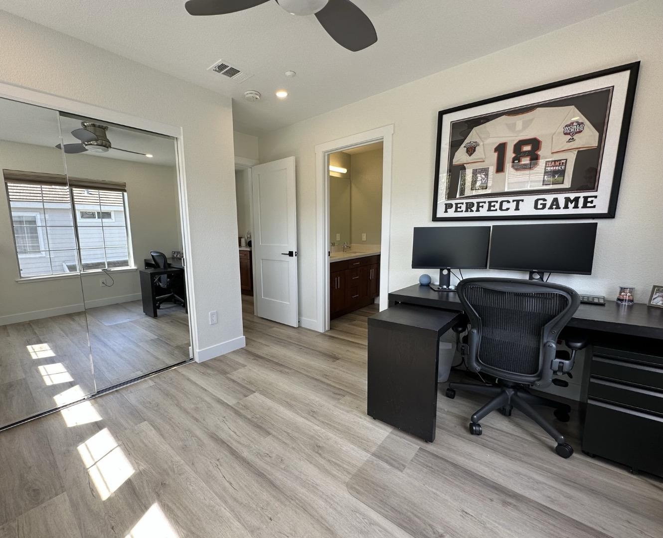 Detail Gallery Image 36 of 48 For 1 Passage Ln, Redwood City,  CA 94065 - 3 Beds | 2/1 Baths