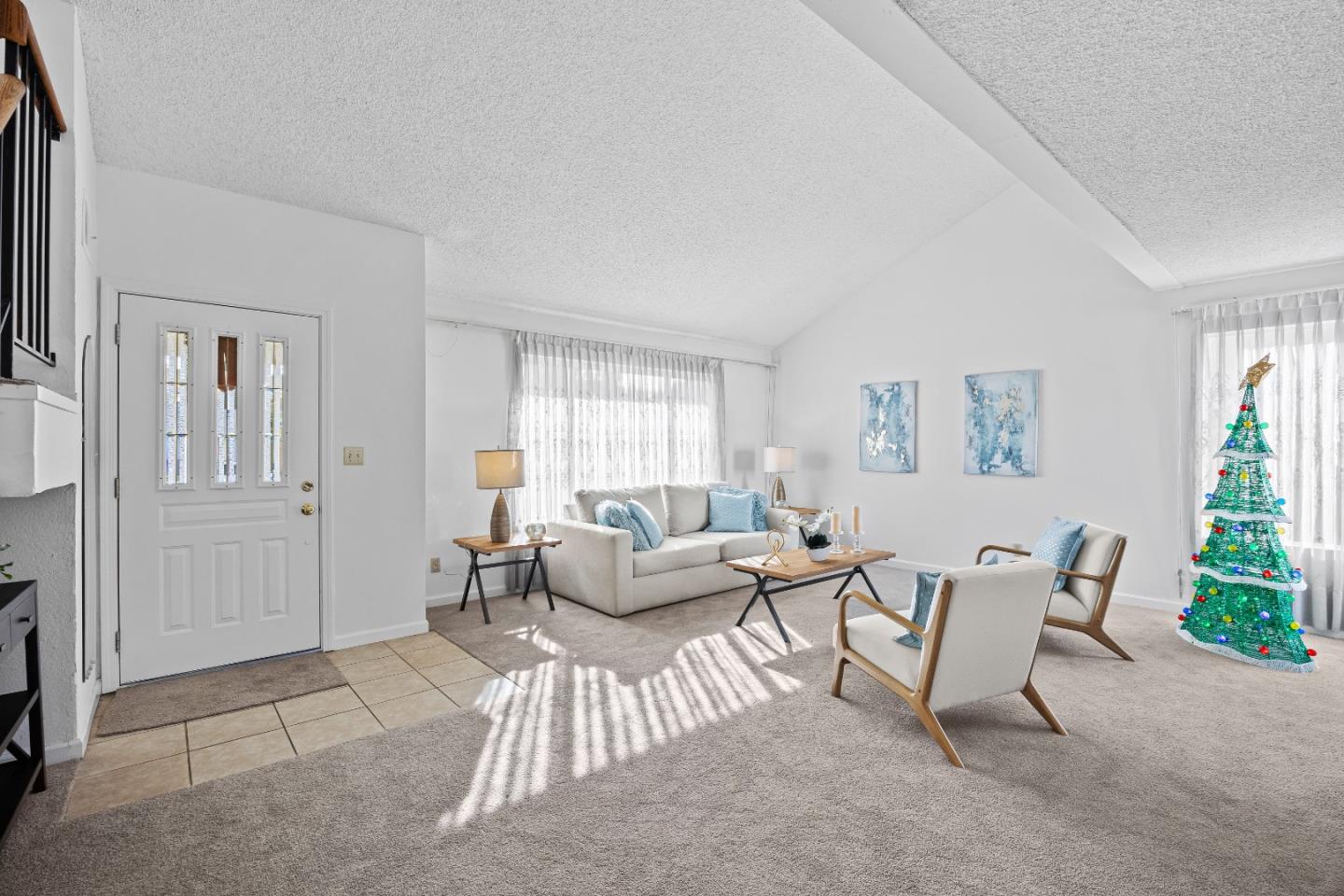 Detail Gallery Image 6 of 37 For 515 Fontanelle Ct, San Jose,  CA 95111 - 4 Beds | 2/1 Baths