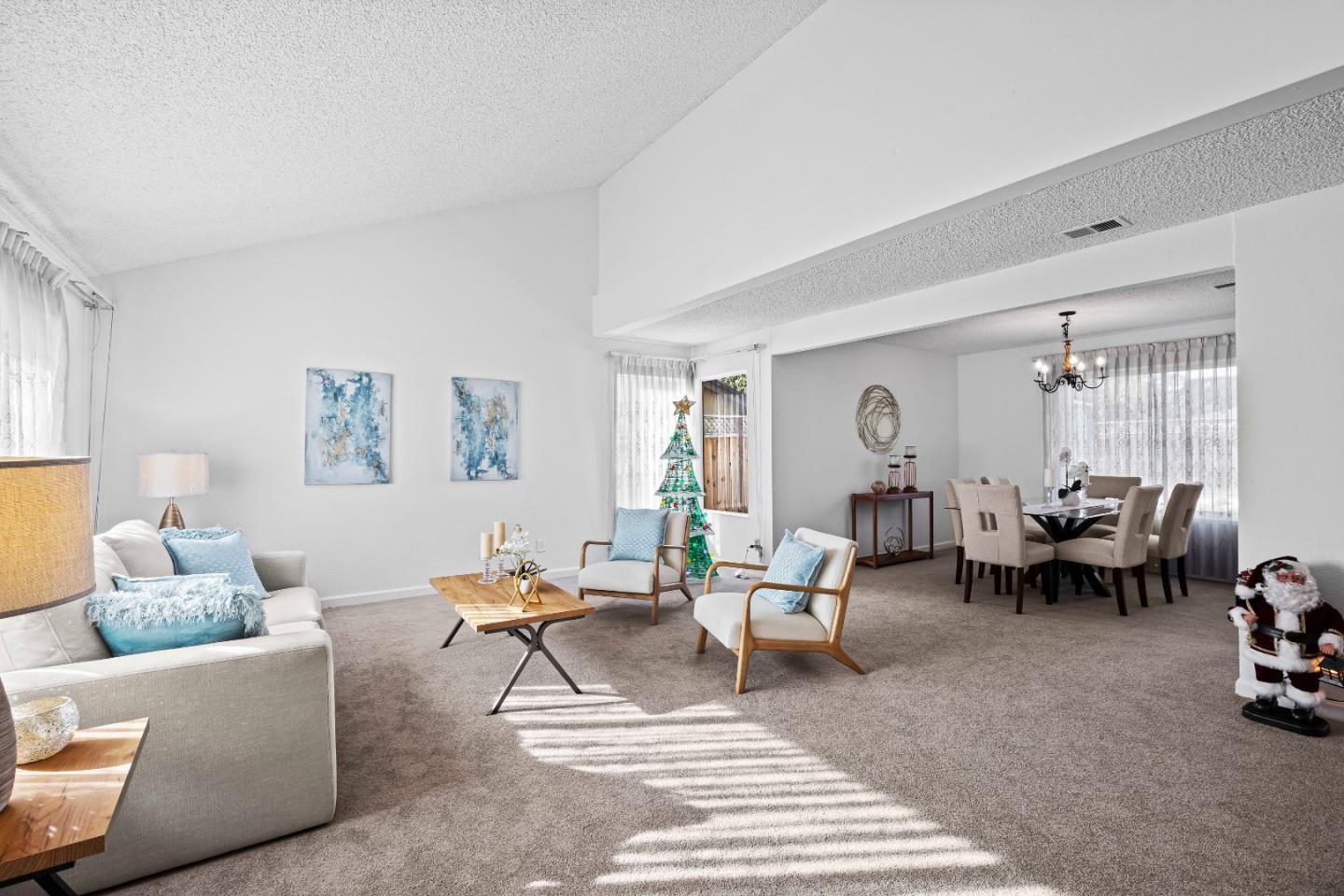 Detail Gallery Image 7 of 37 For 515 Fontanelle Ct, San Jose,  CA 95111 - 4 Beds | 2/1 Baths