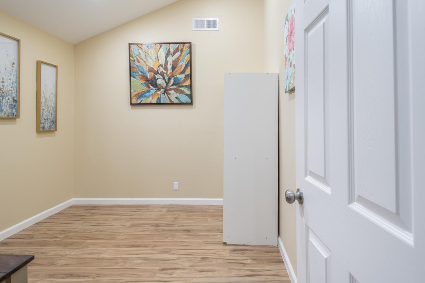 Detail Gallery Image 19 of 61 For 3195 Kawalker Ln, San Jose,  CA 95127 - 4 Beds | 3 Baths