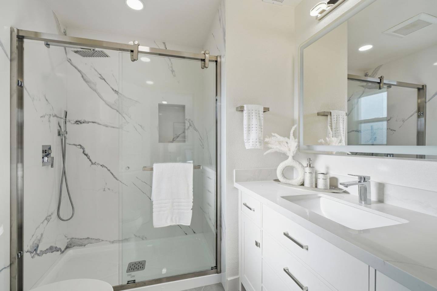 Detail Gallery Image 18 of 26 For 6988 Lancaster Rd, Dublin,  CA 94568 - 3 Beds | 2 Baths