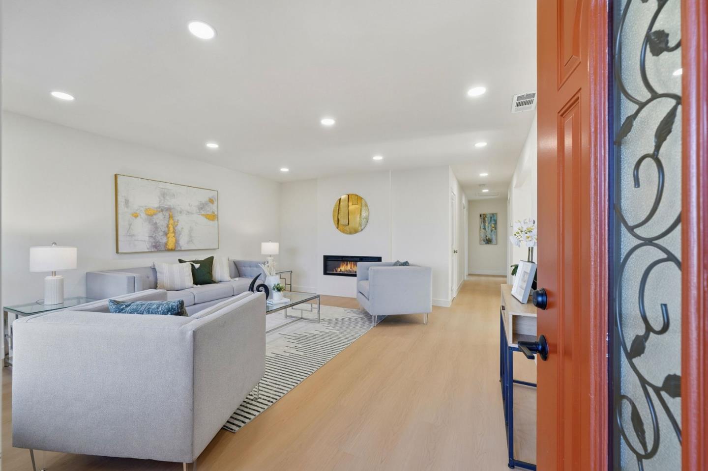 Detail Gallery Image 3 of 26 For 6988 Lancaster Rd, Dublin,  CA 94568 - 3 Beds | 2 Baths