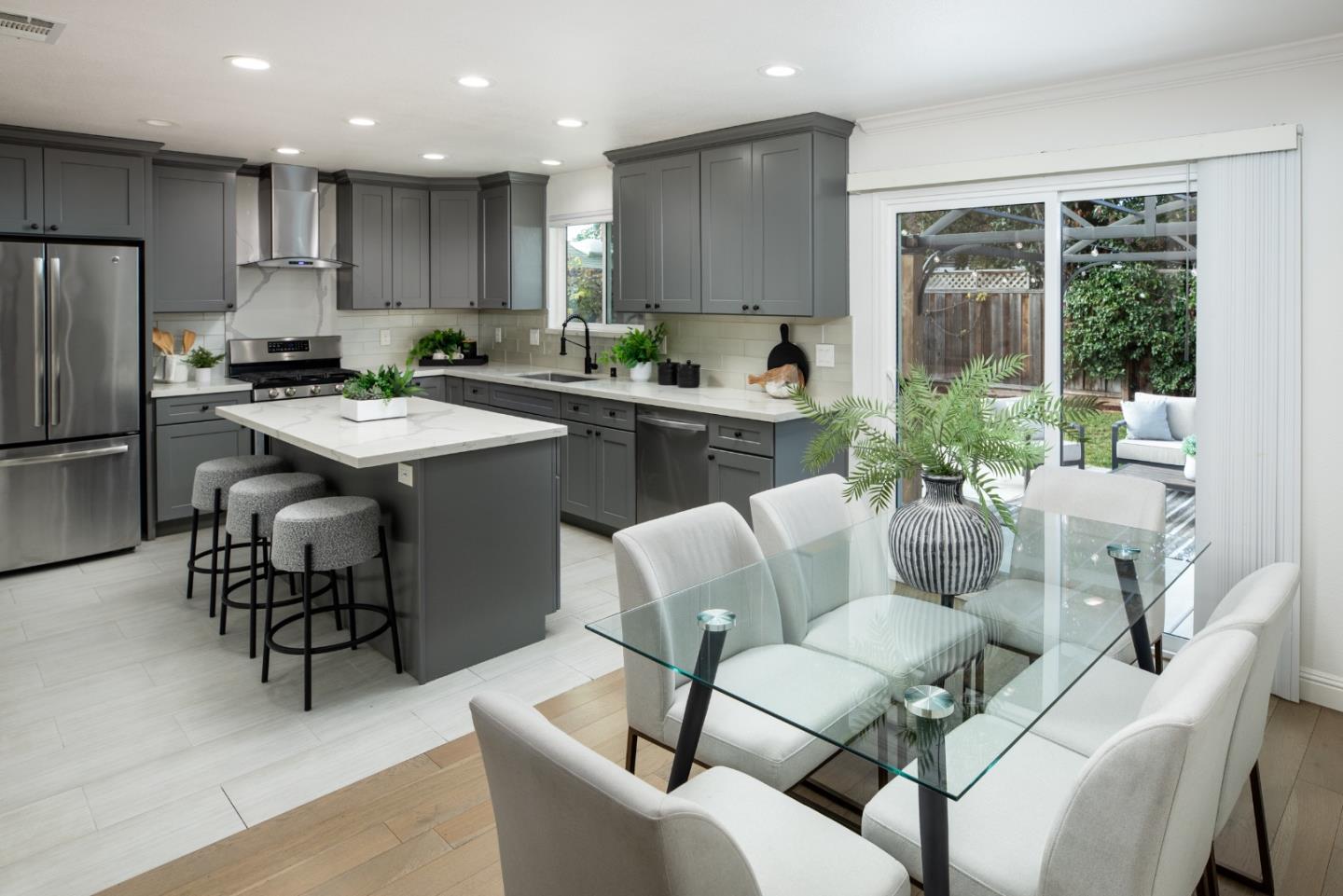 Detail Gallery Image 11 of 13 For 2381 Rosita Ave, Santa Clara,  CA 95050 - 3 Beds | 2 Baths