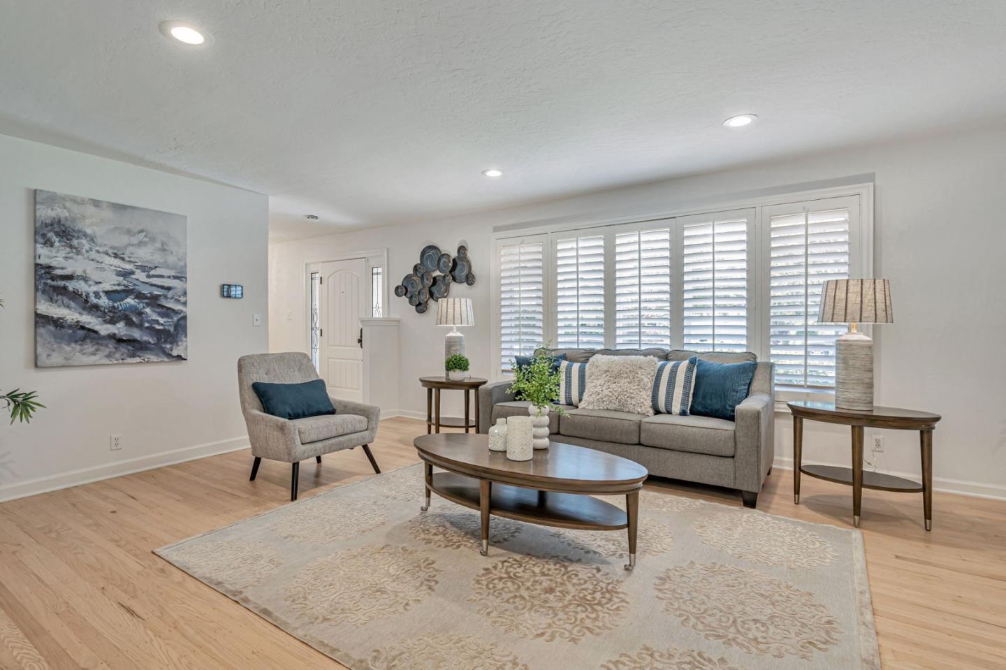 Detail Gallery Image 3 of 34 For 141 Cambrian View Way, Los Gatos,  CA 95032 - 5 Beds | 3 Baths