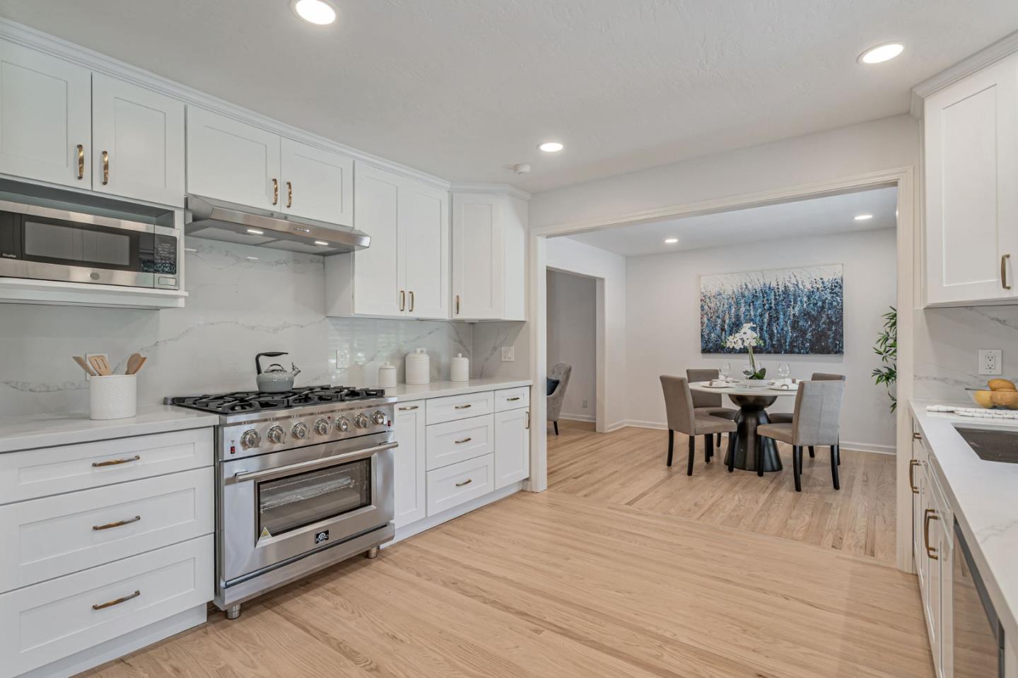 Detail Gallery Image 9 of 34 For 141 Cambrian View Way, Los Gatos,  CA 95032 - 5 Beds | 3 Baths