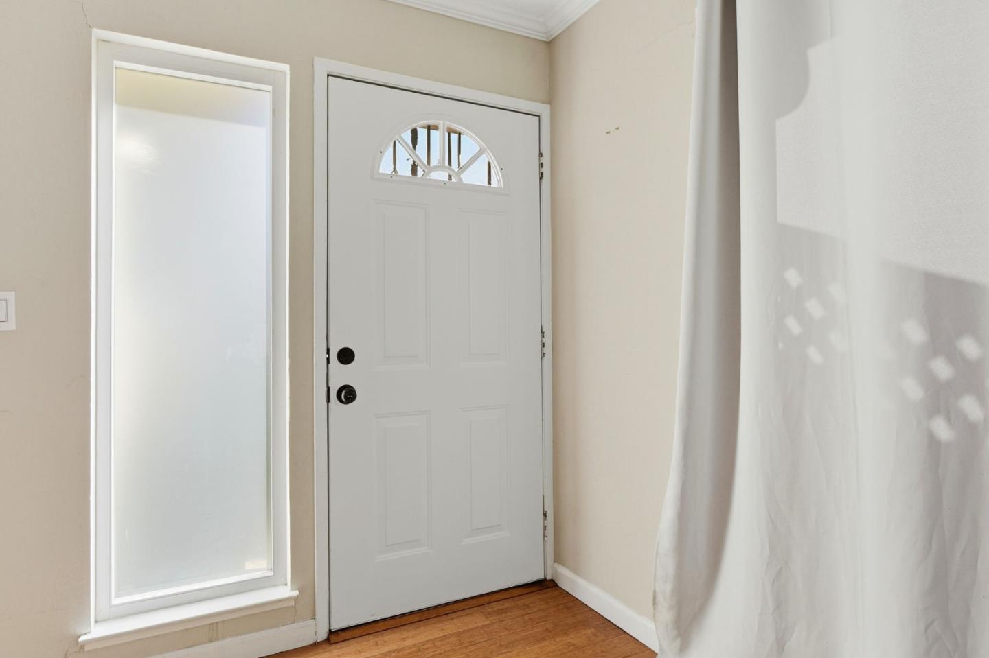 Detail Gallery Image 5 of 17 For 5701 Calmor #2,  San Jose,  CA 95123 - 2 Beds | 1 Baths