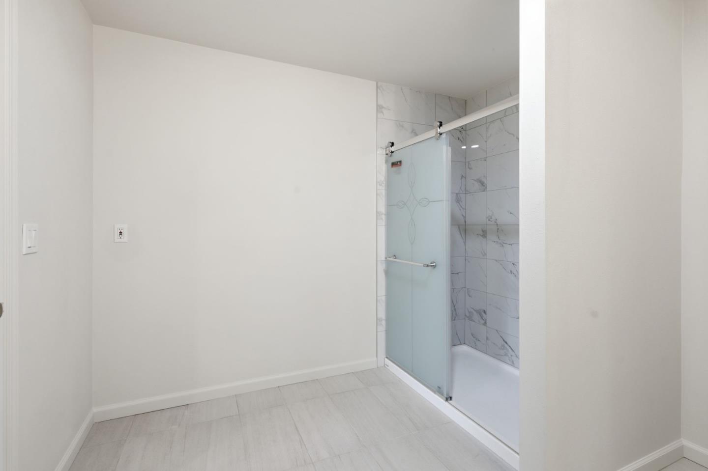 Detail Gallery Image 15 of 22 For 485 Millpond Dr #485,  San Jose,  CA 95125 - 2 Beds | 2 Baths