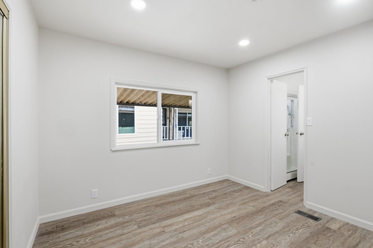 Detail Gallery Image 21 of 22 For 485 Millpond Dr #485,  San Jose,  CA 95125 - 2 Beds | 2 Baths